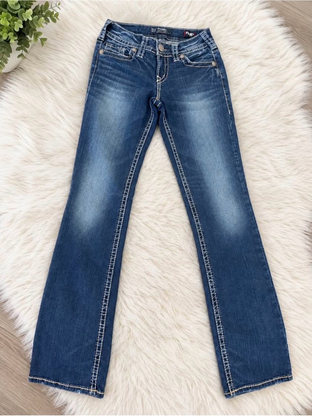 Silver Jeans Co. Suki Mid Slim Bootcut Jeans - Size 24x31